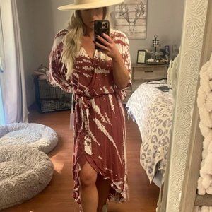 Young Fabulous & Broke Isla Tie Dye Maxi Dres in Burgundy Rose Size Large